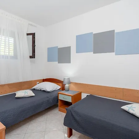 Nikolina By Interhome Nyaraló *