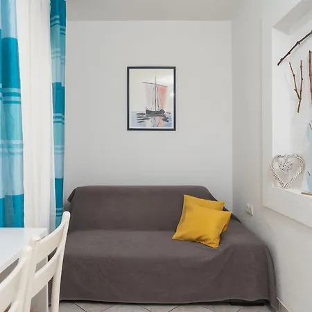 Nikolina By Interhome